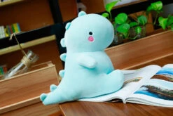 Dino Saurier Kawaii Stofftier - Flauschiger Dino Zum Kuscheln -Dinosaurier-Spielzeug DinoSaurierKawaiiStofftier FlauschigerDinozumkuscheln3